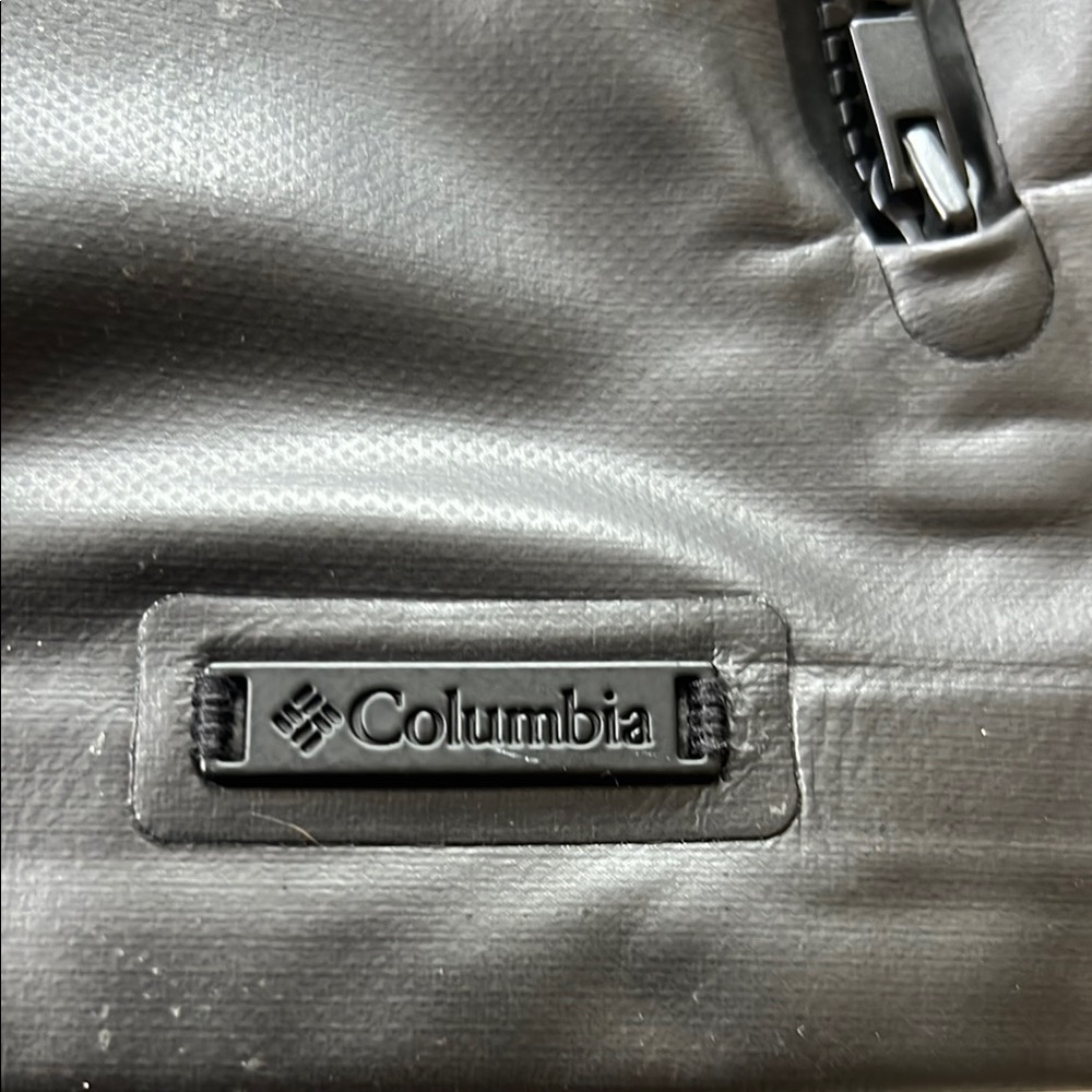 Women’s Columbia Black moto Jacket - Picture 6 of 8